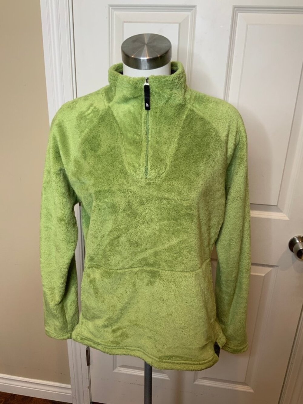 The North Face Osito Green Fuzzy Fleece 1/4 Zip Pullover Jacket, Size L